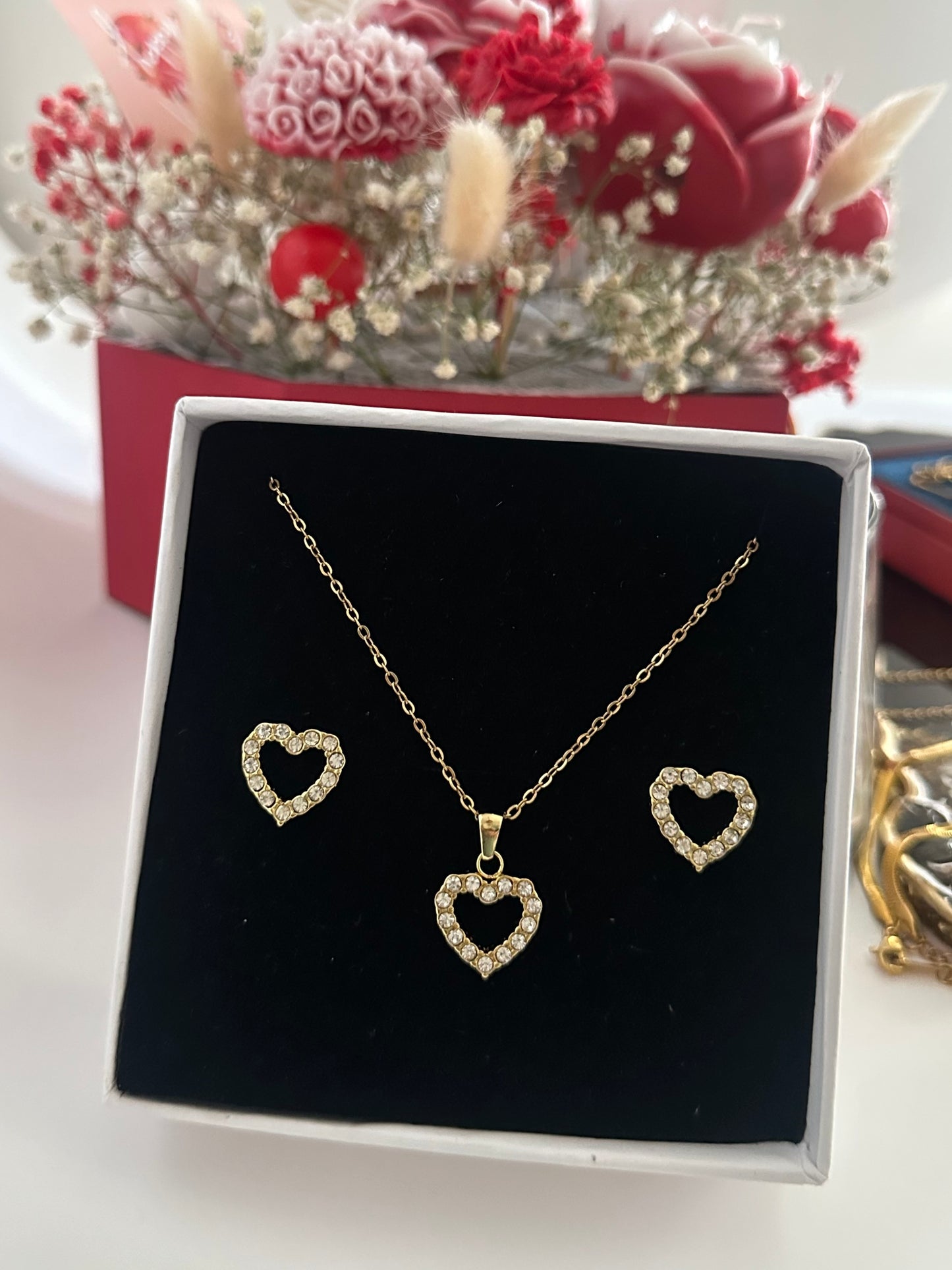 Heart Sparkle Necklace Set