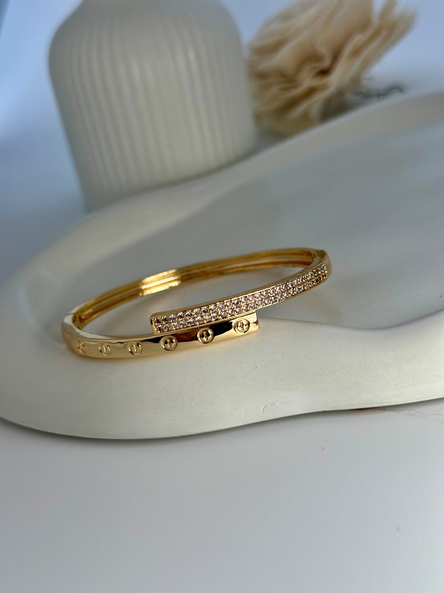 Classic-Style Stone Kada