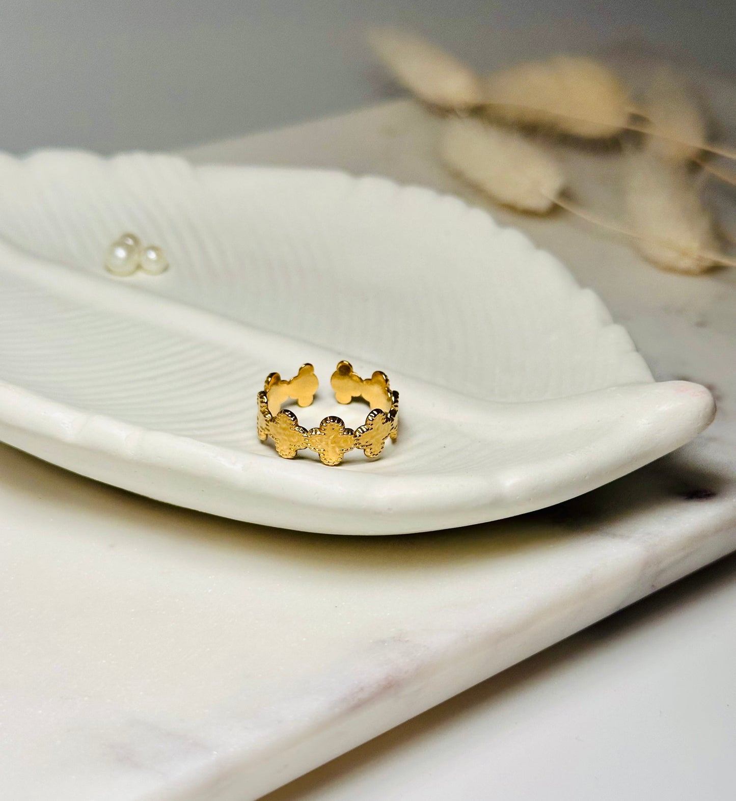 Bloom Border Ring