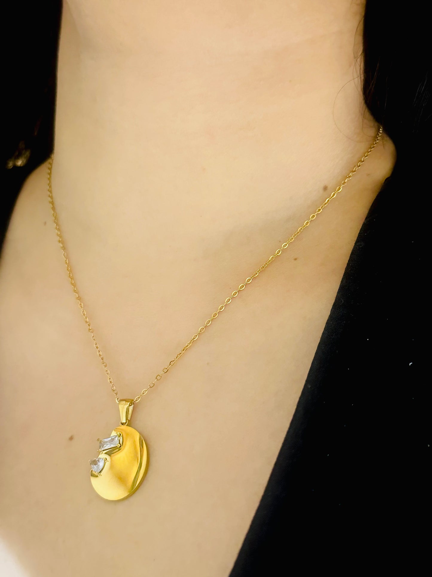 Chic Studded Pendant Necklace