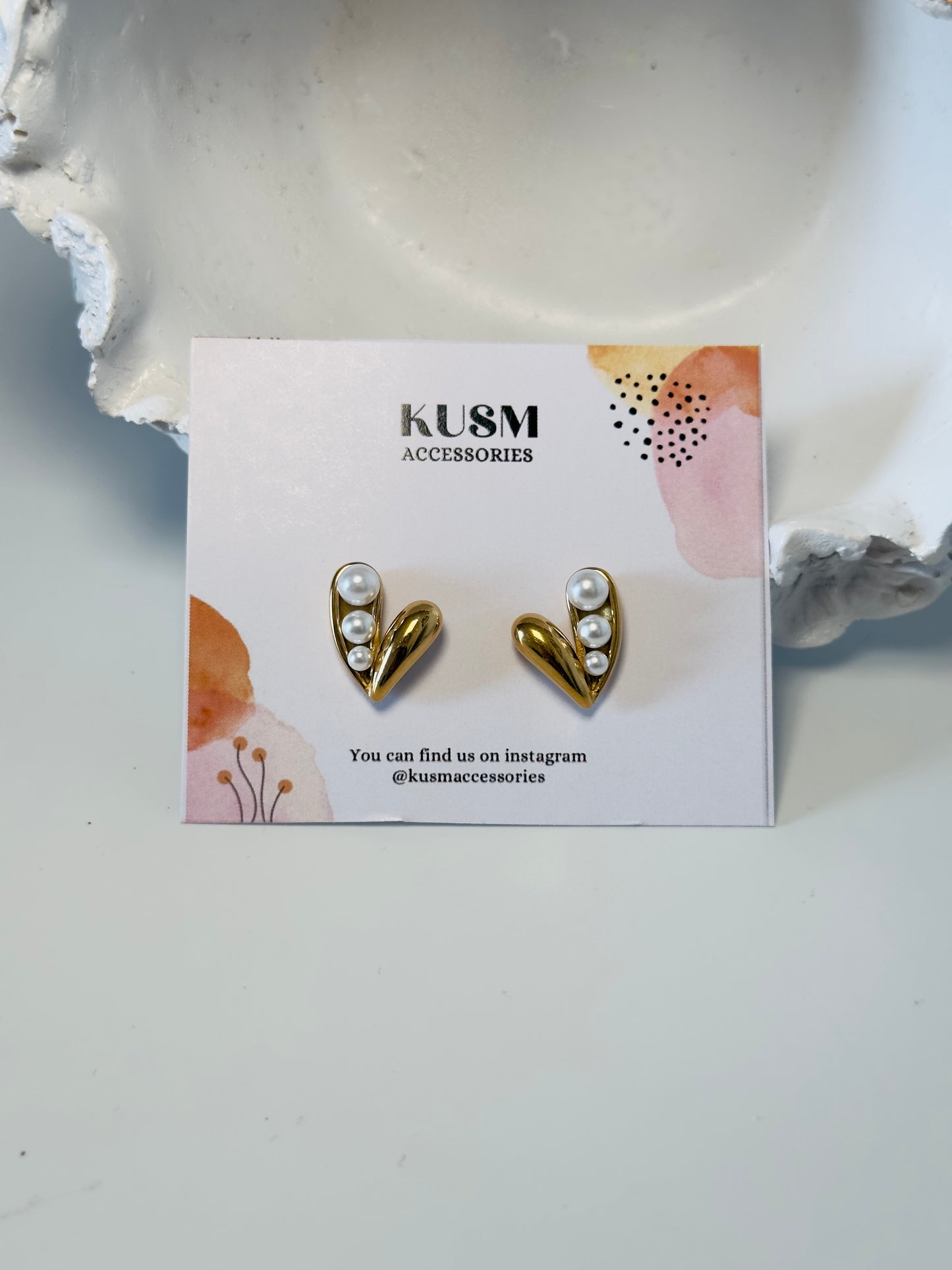 Pearl Touch Love Studs