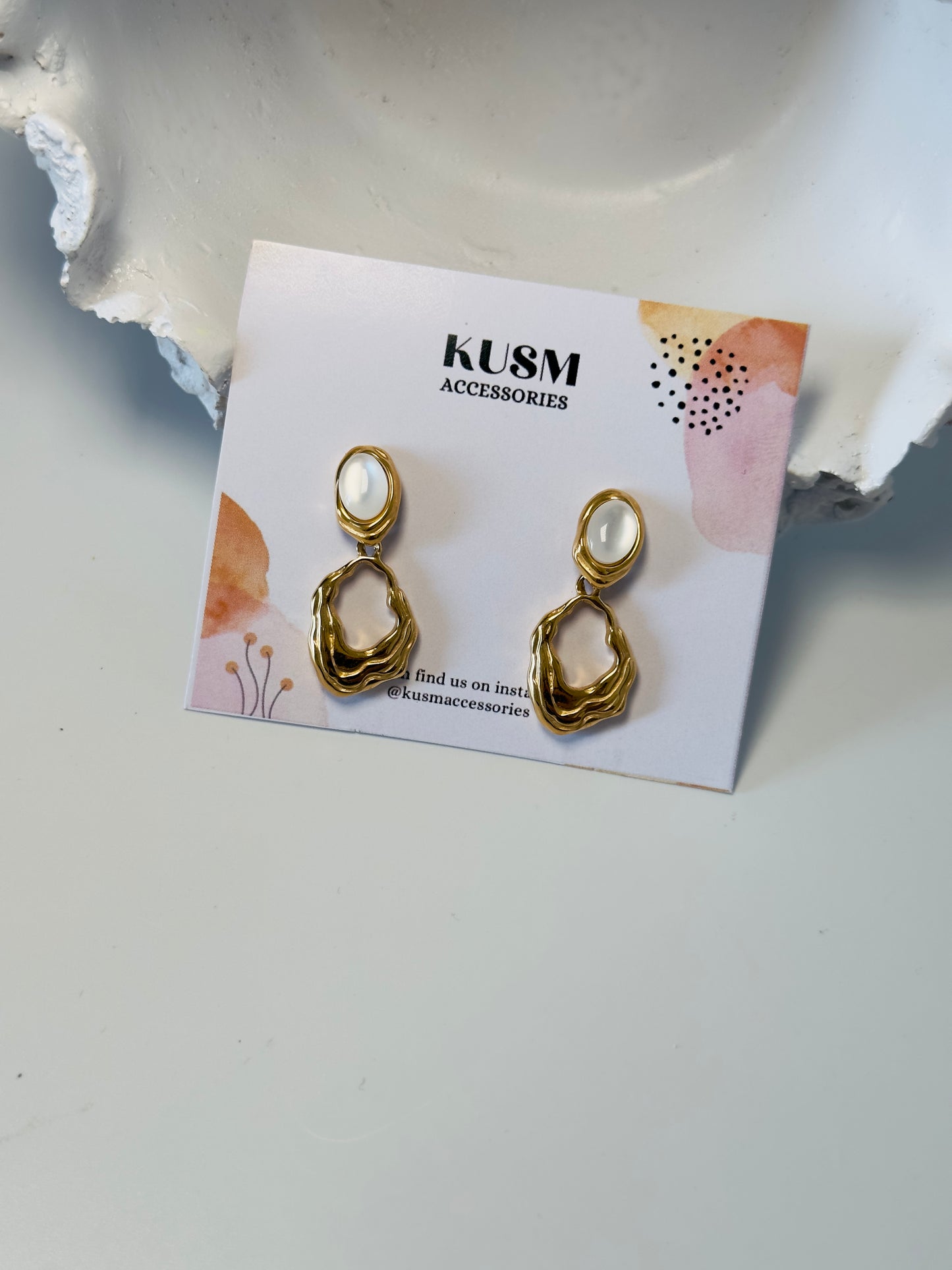 Round Blush Earrings