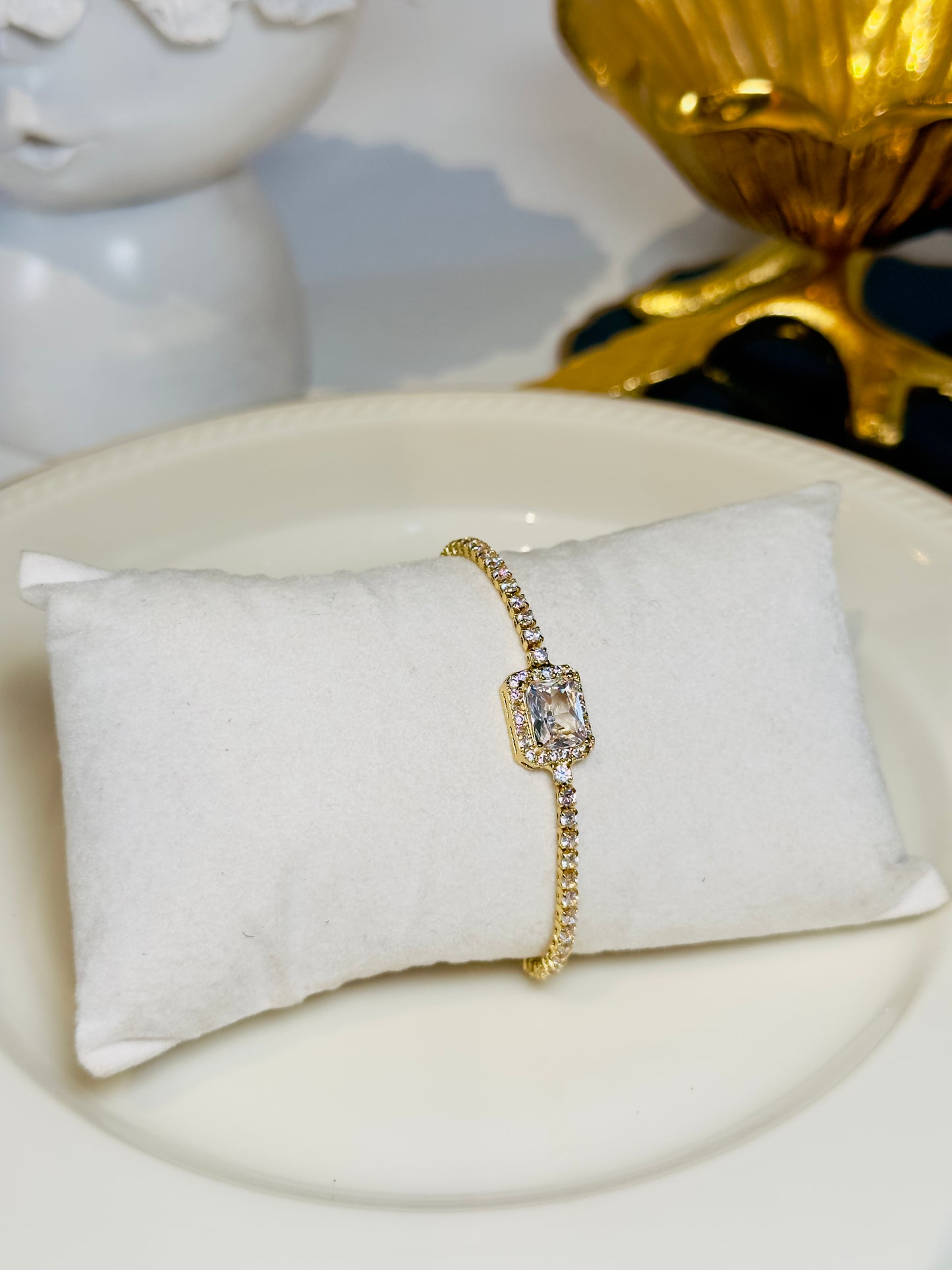 Shimmery stone bracelet