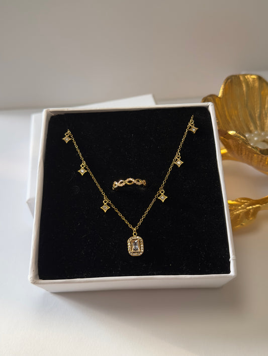 Feminine Charm Necklace Set