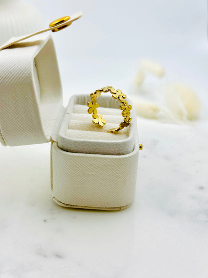 Flower-pattern ring