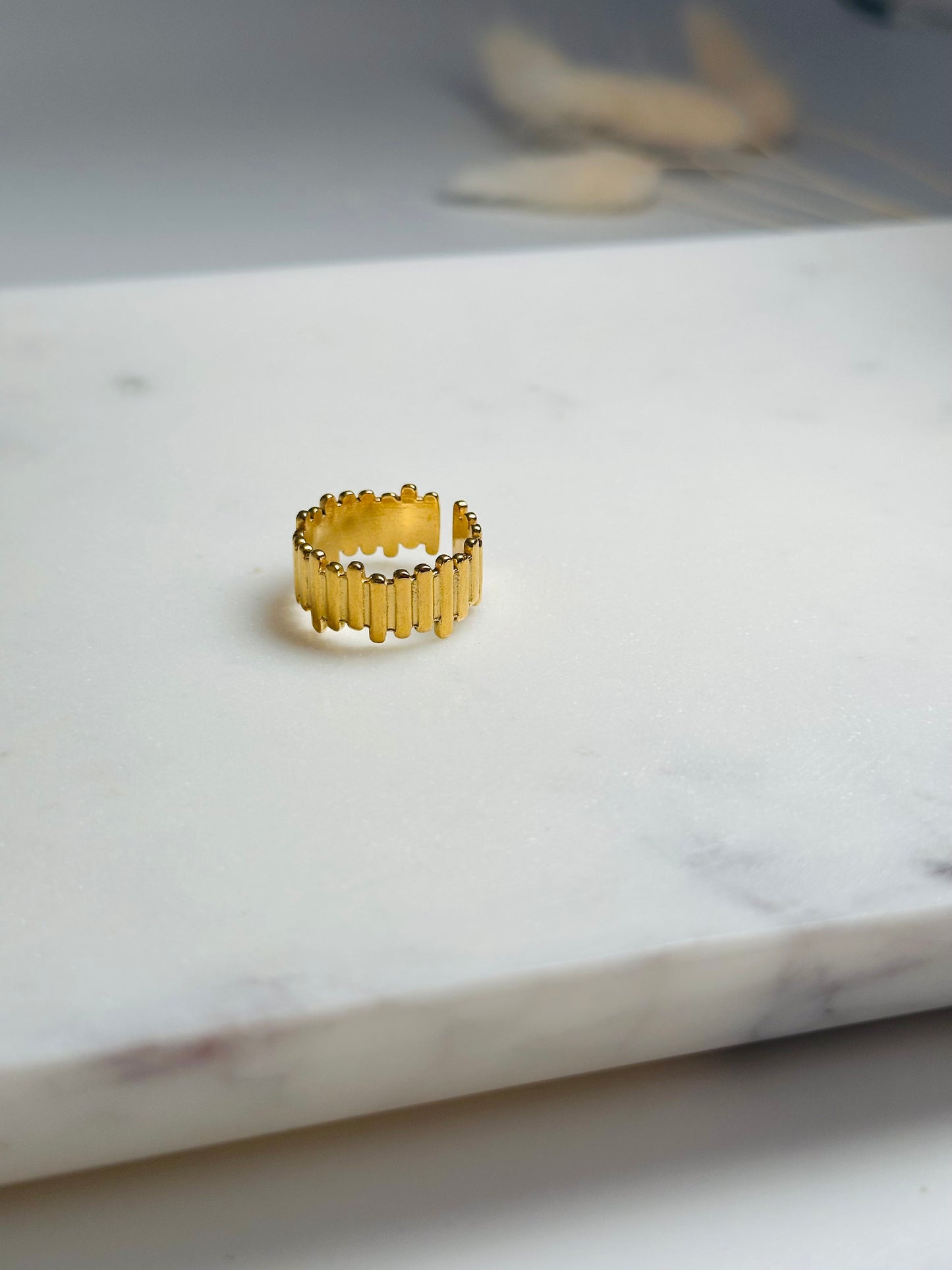 Chevron Ring