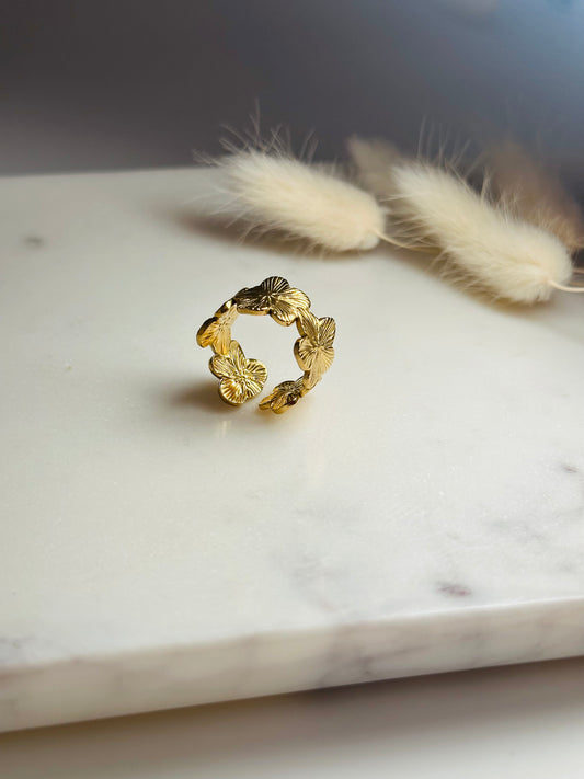 Flower Design Ring