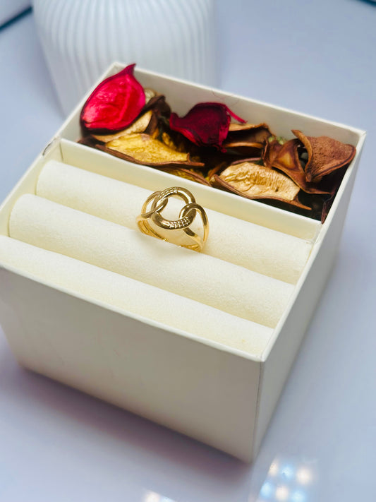 Motif Chain Ring