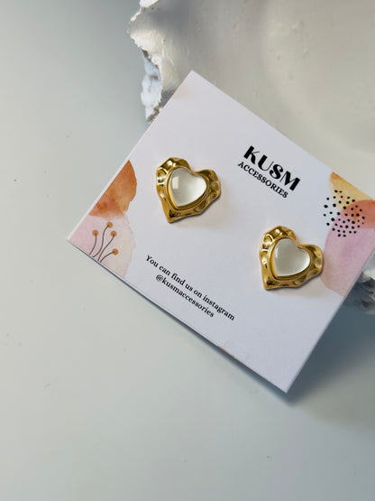 White Love Pearl Earrings