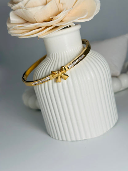 Pretty Bow Kada