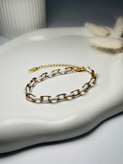 Chain Loop Bracelet