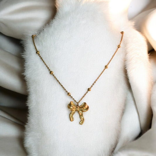Bowtie Necklace